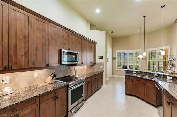 Naples, FL 34120,11970 Heather Woods CT