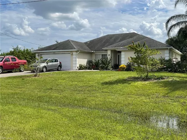 403 Windermere DR, Lehigh Acres, FL 33972