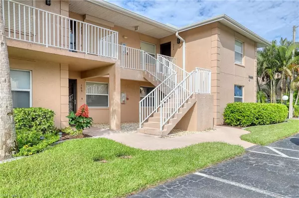 15001 Arbor Lakes DR E #206, North Fort Myers, FL 33917