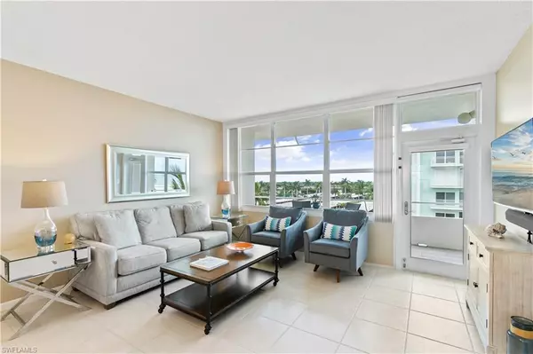 Marco Island, FL 34145,220 Seaview CT #609