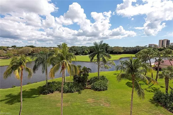 Naples, FL 34108,6360 Pelican Bay BLVD #C-402