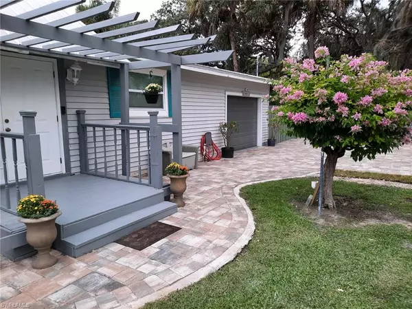 10641 Dean ST, Bonita Springs, FL 34135