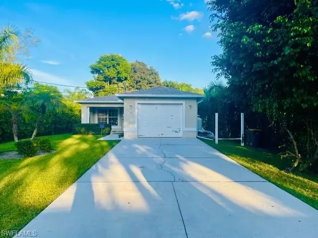 Naples, FL 34112,2247 Pineland AVE