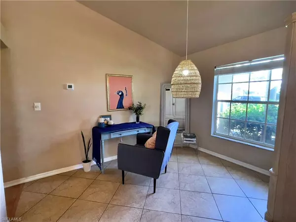 Naples, FL 34109,9979 Boca CIR