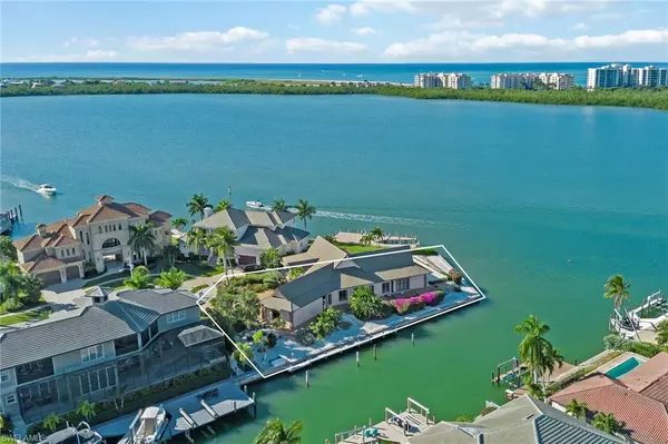 Marco Island, FL 34145,961 Giralda CT