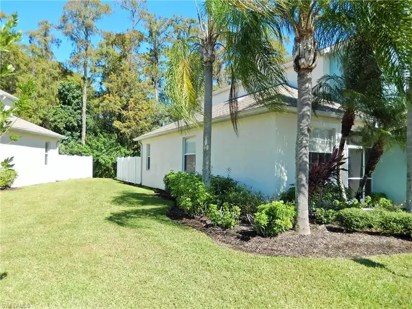 Fort Myers, FL 33916,3632 Pine Oak CIR #101