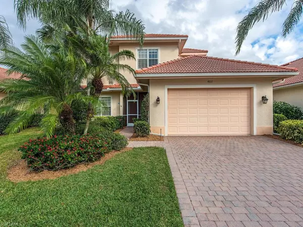 4822 Europa DR, Naples, FL 34105