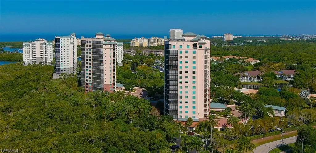 Naples, FL 34110,455 Cove Tower DR #803