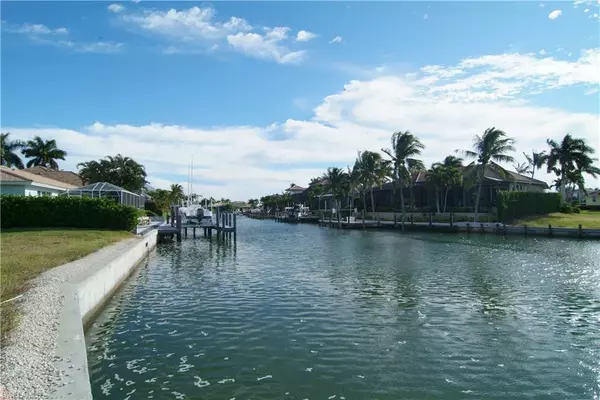 Marco Island, FL 34145,453 Parkhouse CT