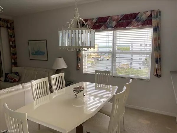 Fort Myers Beach, FL 33931,4451 Bay Beach LN #464