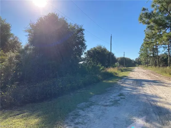 Labelle, FL 33935,7727 22nd PL