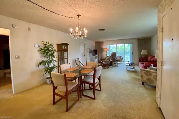 North Fort Myers, FL 33917,7074 Nantucket CIR #5