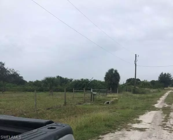 Labelle, FL 33935,7799 17 PL