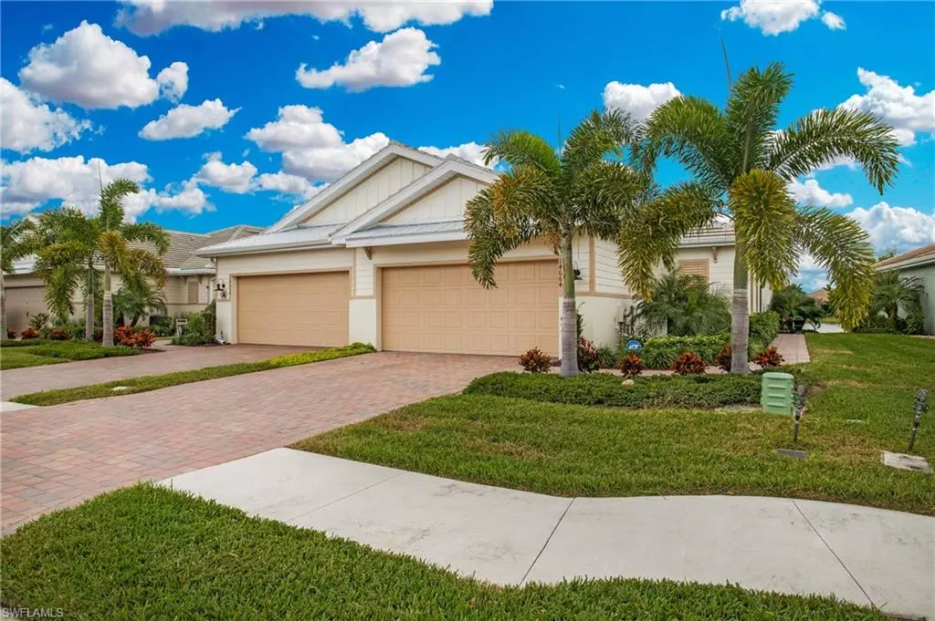 Naples, FL 34114,14664 Edgewater CIR