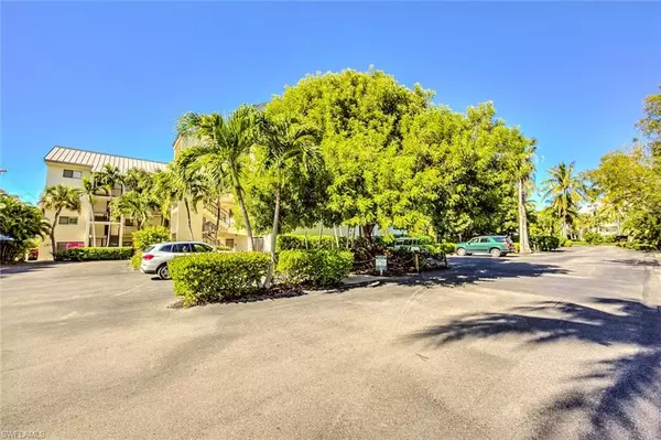 Captiva, FL 33924,3120 Tennis Villas