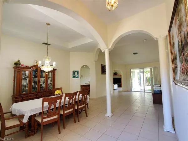 Naples, FL 34116,3694 Yosemite CT