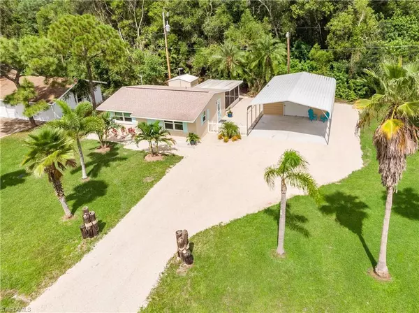 7092 Sundiet BLVD, Bokeelia, FL 33922