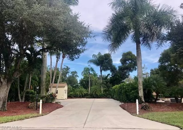 Naples, FL 34114,4766 Southern Breeze DR