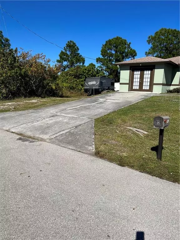 Lehigh Acres, FL 33974,1179 Ebers ST E