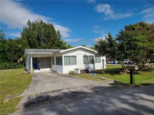 287 Poe AVE, North Fort Myers, FL 33917