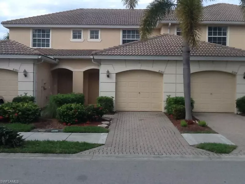 8582 Athena CT, Lehigh Acres, FL 33971