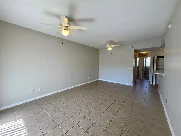 Fort Myers, FL 33916,4214 Bellasol CIR #814