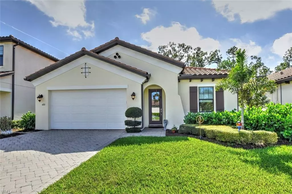 Naples, FL 34119,4371 Raffia Palm CIR