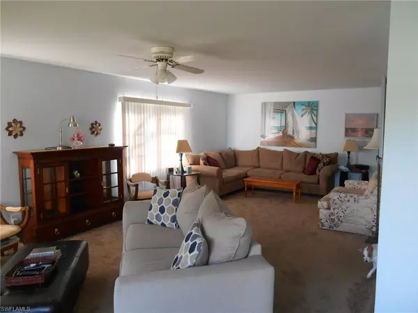 North Fort Myers, FL 33903,4840 Golf Club CT #4