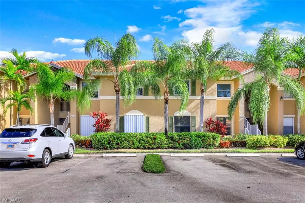 Naples, FL 34119,6600 Huntington Lakes CIR #202