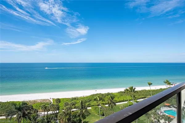 Naples, FL 34103,4901 Gulf Shore BLVD N #1104