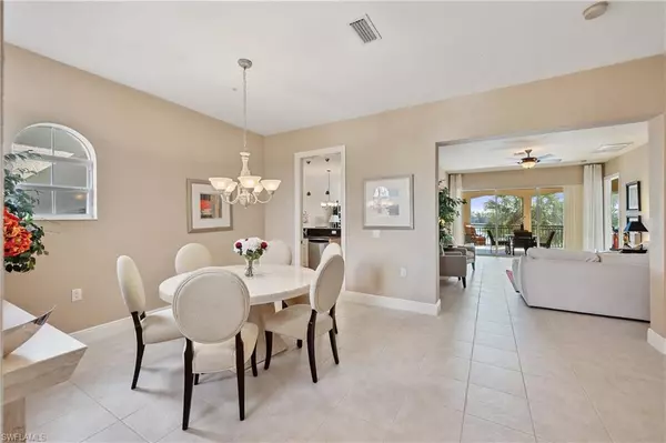 Naples, FL 34114,9234 Tesoro LN #3-203