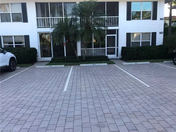 Naples, FL 34102,339 8th AVE S #339