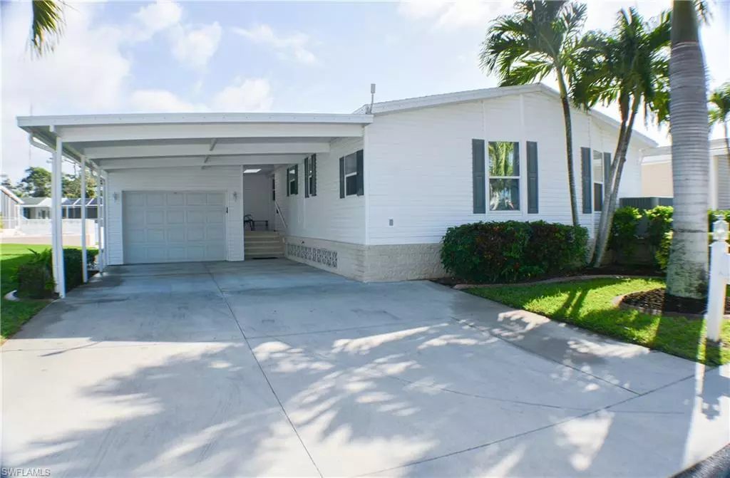 Fort Myers Beach, FL 33931,17511 Canal Cove CT