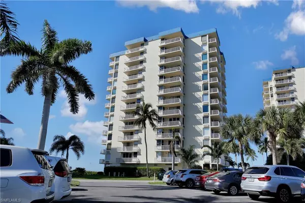 Fort Myers Beach, FL 33931,7330 Estero BLVD #107