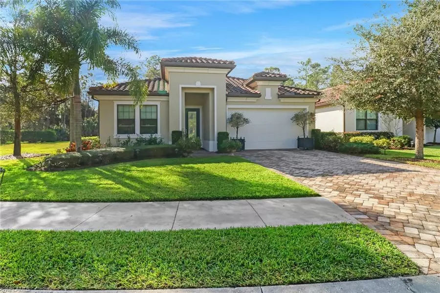 4435 Raffia Palm CIR, Naples, FL 34119