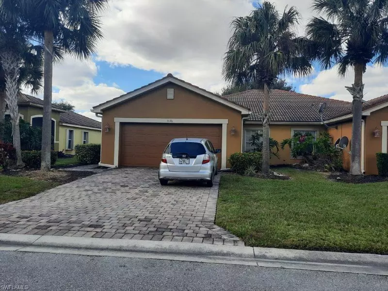 9196 Aegean CIR, Lehigh Acres, FL 33936