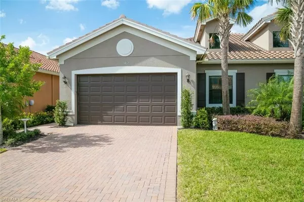 13487 Sumter LN, Naples, FL 34109