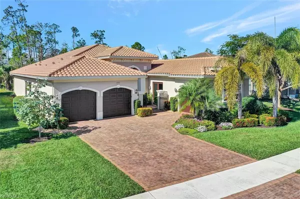 2982 Cinnamon Bay CIR, Naples, FL 34119