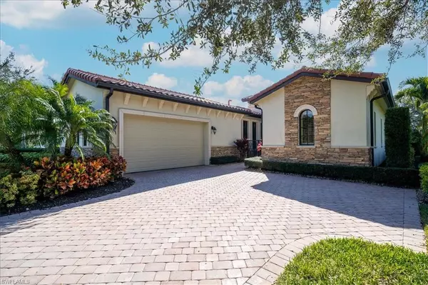 Naples, FL 34110,16827 Cabreo DR