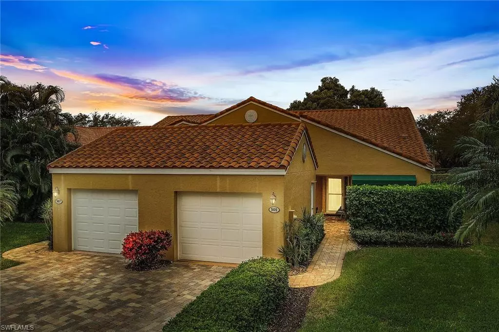 Naples, FL 34108,909 Reef Point CIR