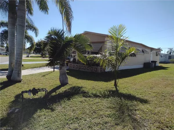 Bonita Springs, FL 34135,26159 Princess LN