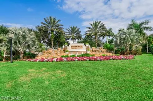 Naples, FL 34120,10572 Smokehouse Bay DR #202