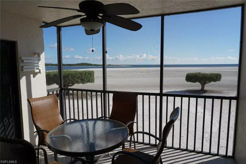 Fort Myers Beach, FL 33931,8350 Estero BLVD #112