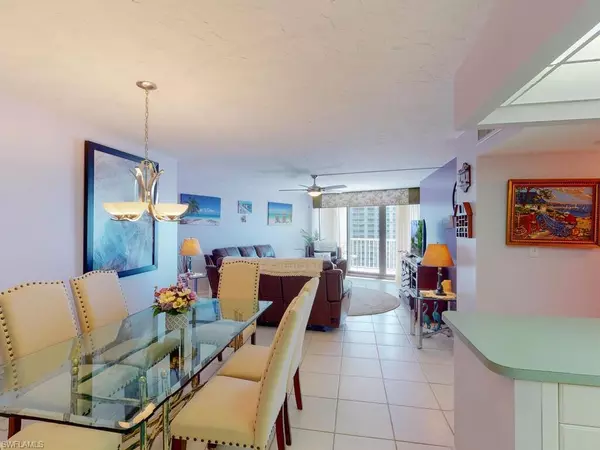 Marco Island, FL 34145,380 Seaview CT #907