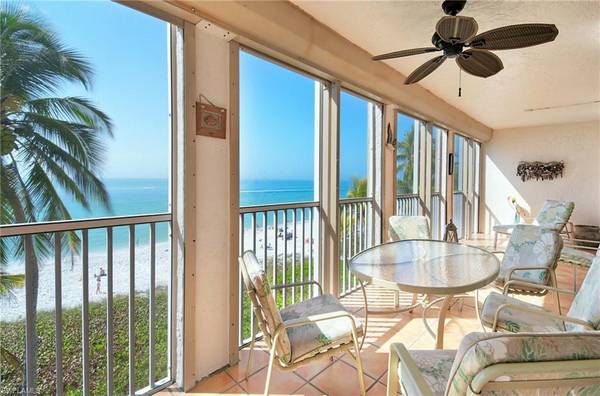 9485 Gulf Shore DR #B-301, Naples, FL 34108