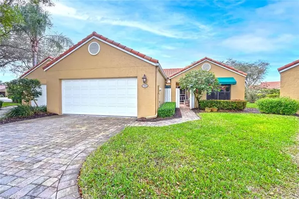 Naples, FL 34108,723 Reef Point CIR #15