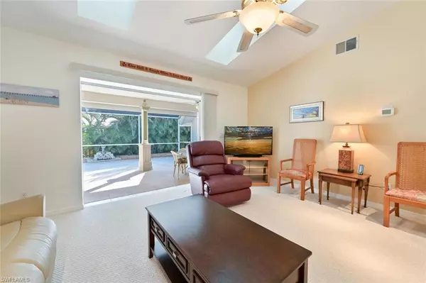 Naples, FL 34112,4046 Sawgrass LN