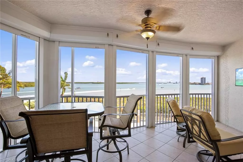 Fort Myers Beach, FL 33931,4137 Bay Beach LN #532