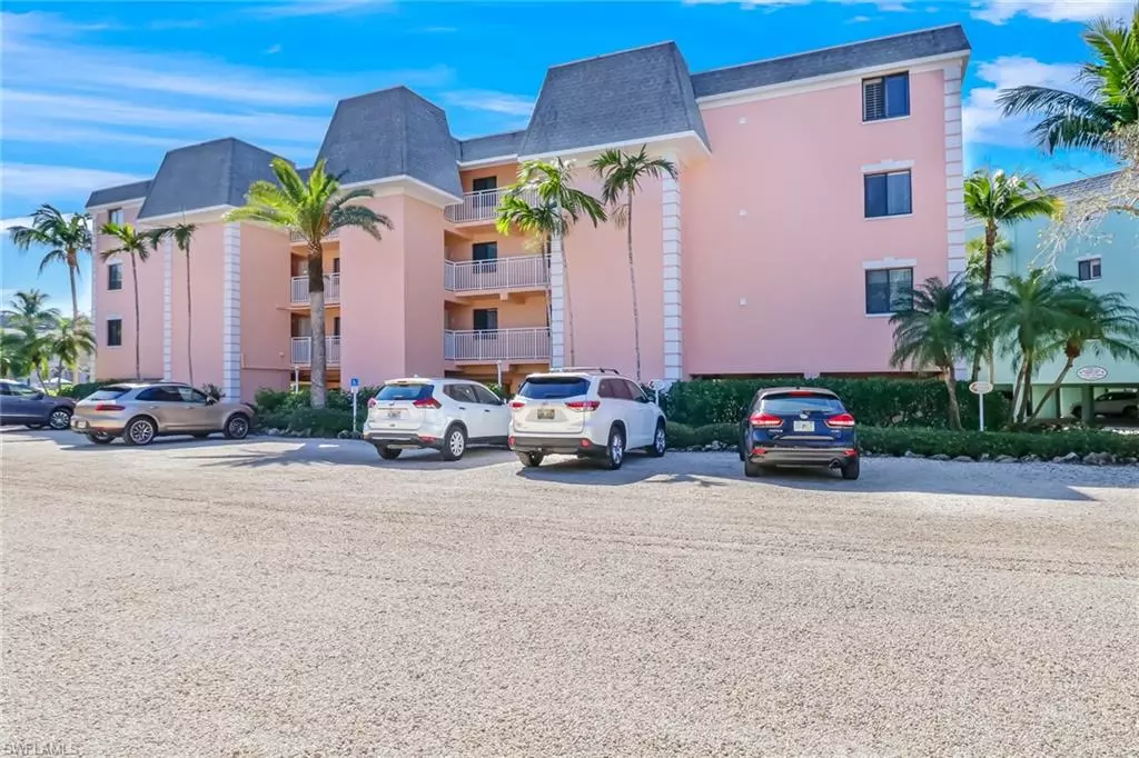 Sanibel, FL 33957,937 E Gulf DR #1E