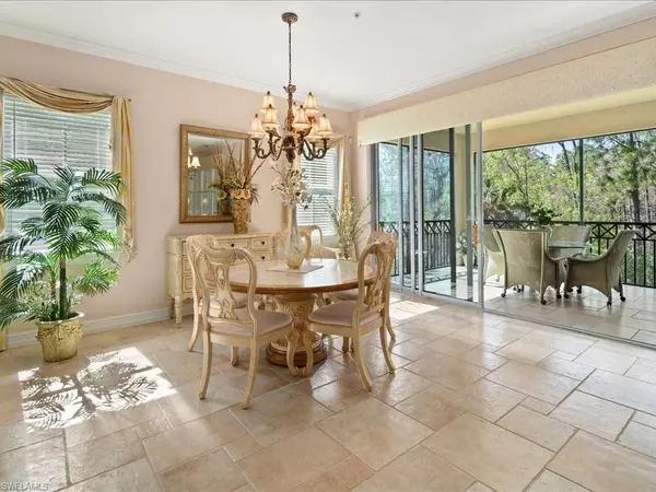 Naples, FL 34109,2851 Tiburon BLVD E #9-102